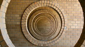 Rüyada Barda İçki İçmek