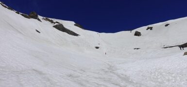 Rüyada Dağın Tepesinde Kar Görmek
