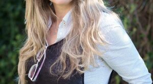 Rüyada Demet Akalin Görmek