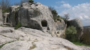 Rüyada Eski Sevgilinin Senden Kaçması