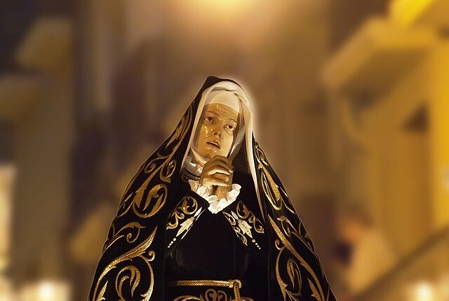 Rüyada Gezegen Patlaması