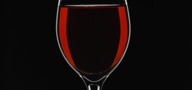 Rüyada Gümüş Bardak Görmek