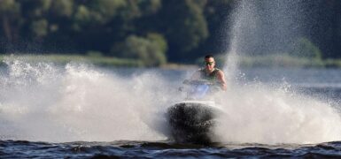 Rüyada Jet Ski Görmek