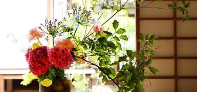 Rüyada Kapalı Genç Kadın Görmek