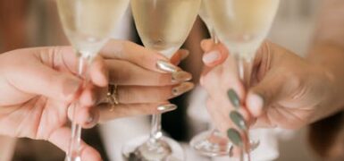 Rüyada Ölmüş Ünlü Biriyle Konuşmak