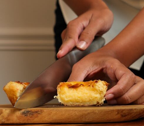 Rüyada Birine Bıçak Fırlatmak