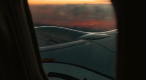 Rüyada Bir Yerden Çıkmaya Çalışmak