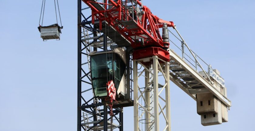 Rüyada Birinin Motor Sürdüğünü Görmek