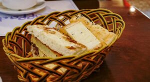 Rüyada Zeytin Ekmek