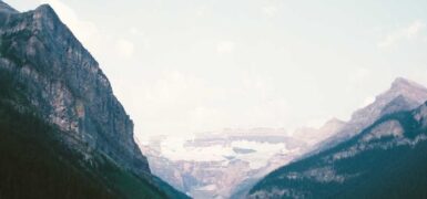 Rüyada Beyaz Bulutların Üstünde Olmak