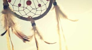 Rüyada Kırmızı Pantolon Giymek